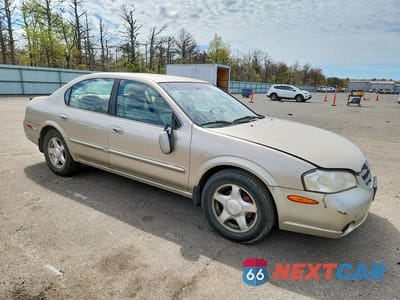 Czwarte zdjęcie samochodu z boku: 2000 NISSAN MAXIMA GXE VIN:JN1CA31D5YT720887 - miniatura