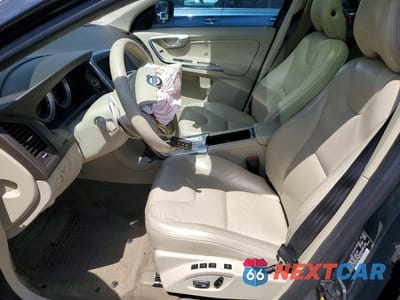 Zdjęcie 7 z 12 samochodu: 2012 VOLVO XC60 3.2 VIN:YV4952DLXC2290908 - miniatura