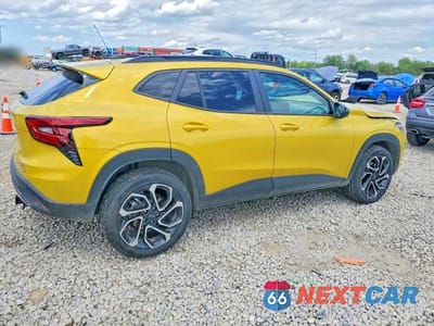 Trzecie zdjęcie samochodu z tyłu: 2024 CHEVROLET TRAX 2RS VIN:KL77LJE2XRC193269 - miniatura