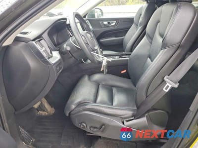 Zdjęcie 7 z 13 samochodu: 2019 VOLVO XC60 T5 VIN:LYV102RK4KB196051 - miniatura