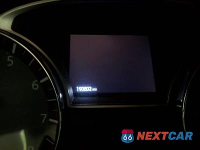 Zdjęcie 9 z 13 samochodu: 2019 NISSAN PATHFINDER SV VIN:5N1DR2MM8KC596083 - miniatura