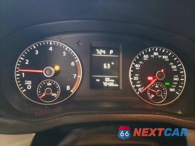 Zdjęcie 9 z 12 samochodu: 2014 VOLKSWAGEN PASSAT S VIN:1VWAT7A39EC100064 - miniatura