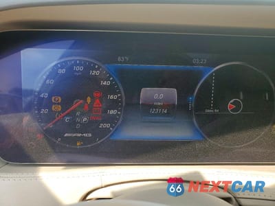 Zdjęcie 9 z 12 samochodu: 2019 MERCEDES-BENZ S 63 AMG 4MATIC VIN:WDDUG8JB9KA433198 - miniatura