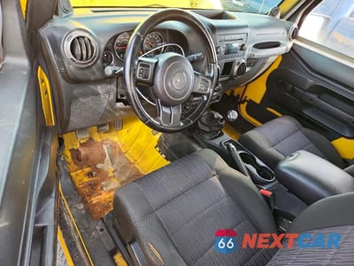 Zdjęcie 8 z 12 samochodu: 2011 JEEP WRANGLER VIN:1J4GA2D11BL533223 - miniatura