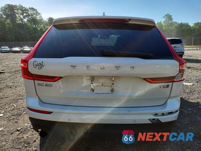 Zdjęcie 6 z 13 samochodu: 2021 VOLVO XC60 T5 MOMENTUM VIN:YV4102RK2M1741963 - miniatura