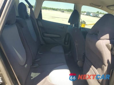 Zdjęcie 11 z 13 samochodu: 2007 HONDA FIT VIN:JHMGD37457S051620 - miniatura