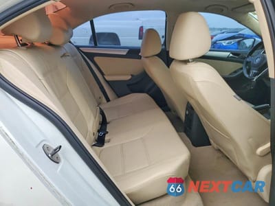Zdjęcie 10 z 12 samochodu: 2013 VOLKSWAGEN JETTA HYBRID VIN:3VW637AJ2DM229443 - miniatura