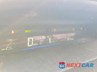 Zdjęcie 9 z 12 samochodu: 2012 TOYOTA PRIUS V TWO VIN:JTDZN3EU0C3141224 - miniatura