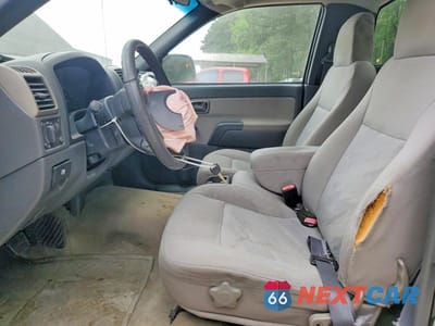 Zdjęcie 7 z 13 samochodu: 2004 CHEVROLET COLORADO VIN:1GCCS148248209051 - miniatura