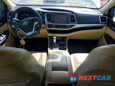 Zdjęcie 8 z 13 samochodu: 2015 TOYOTA HIGHLANDER XLE VIN:5TDKKRFH7FS055197 - miniatura