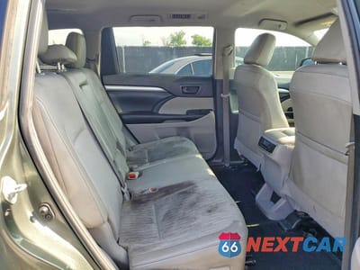Zdjęcie 11 z 13 samochodu: 2019 TOYOTA HIGHLANDER LE PLUS VIN:5TDZZRFH1KS333290 - miniatura