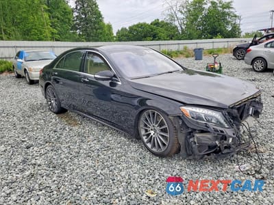Czwarte zdjęcie samochodu z boku: 2017 MERCEDES-BENZ S 550 4MATIC VIN:WDDUG8FB5HA330541 - miniatura