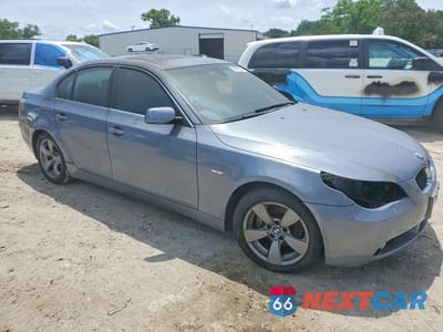 Czwarte zdjęcie samochodu z boku: 2005 BMW 525 I VIN:WBANA53585B856517 - miniatura