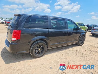 Trzecie zdjęcie samochodu z tyłu: 2019 DODGE GRAND CARAVAN GT VIN:2C4RDGEGXKR670769 - miniatura