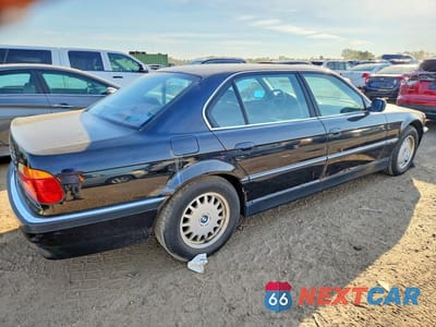 Trzecie zdjęcie samochodu z tyłu: 2000 BMW 740 IL VIN:WBAGH8342YDP11785 - miniatura