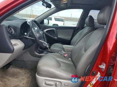 Zdjęcie 7 z 13 samochodu: 2006 TOYOTA RAV4 LIMITED VIN:JTMZK31V365002799 - miniatura