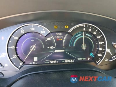 Zdjęcie 9 z 13 samochodu: 2019 BMW 530E VIN:WBAJA9C58KB399130 - miniatura