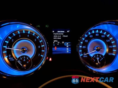 Zdjęcie 9 z 12 samochodu: 2012 CHRYSLER 300C VIN:2C3CCAKT2CH197114 - miniatura