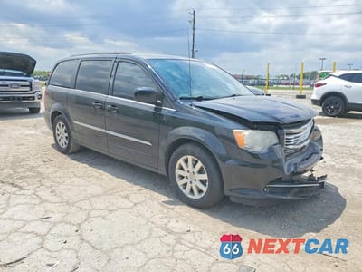 Czwarte zdjęcie samochodu z boku: 2014 CHRYSLER TOWN & COUNTRY TOURING VIN:2C4RC1BG1ER470792 - miniatura