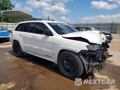 Czwarte zdjęcie samochodu z boku: 2018 JEEP GRAND CHEROKEE TRACKHAWK VIN:1C4RJFN97JC325470 - miniatura