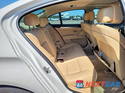 Zdjęcie 10 z 12 samochodu: 2013 BMW 528 I VIN:WBAXG5C51DDY36782 - miniatura
