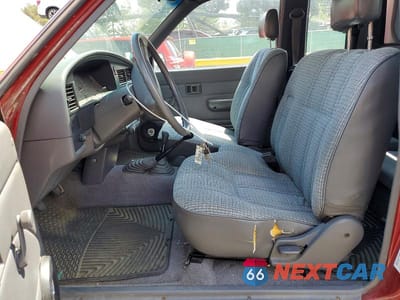 Zdjęcie 7 z 12 samochodu: 1990 TOYOTA PICKUP DELUXE VIN:JT4VN13D2L5025274 - miniatura