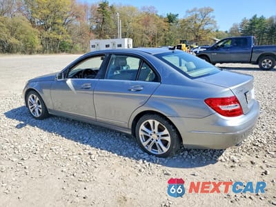 Drugie zdjęcie samochodu z przodu: 2014 MERCEDES-BENZ C 250 VIN:WDDGF4HB7ER305899 - miniatura