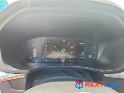 Zdjęcie 9 z 13 samochodu: 2019 VOLVO XC60 T6 VIN:YV4A22RK1K1348317 - miniatura
