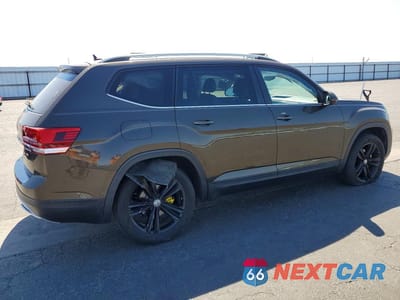 Trzecie zdjęcie samochodu z tyłu: 2019 VOLKSWAGEN ATLAS SE VIN:1V2WR2CA7KC561781 - miniatura