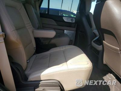 Zdjęcie 11 z 13 samochodu: 2023 LINCOLN NAVIGATOR RESERVE VIN:5LMJJ2LG5PEL12701 - miniatura