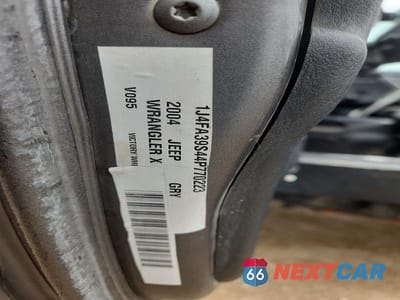 Zdjęcie 12 z 12 samochodu: 2004 JEEP WRANGLER VIN:1J4FA39S44P770223 - miniatura