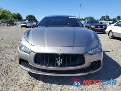 Piąte zdjęcie samochodu w środku: 2015 MASERATI GHIBLI VIN:ZAM57XSA4F1162101 - miniatura