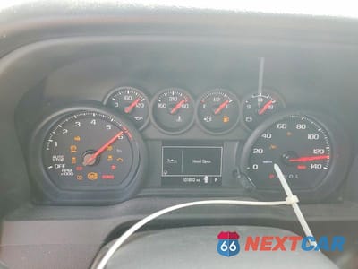 Zdjęcie 9 z 12 samochodu: 2022 CHEVROLET SILVERADO C1500 VIN:3GCNAAEKXNG558279 - miniatura