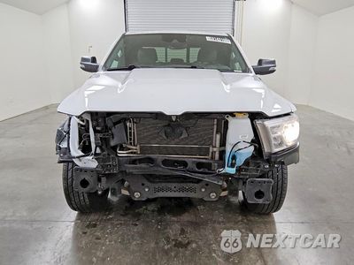 Piąte zdjęcie samochodu w środku: 2024 RAM 1500 BIG HORN VIN:1C6RREBG0RN140271 - miniatura