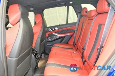 Zdjęcie 6 z 10 samochodu: 2021 BMW X5 M VIN:5YMJU0C09M9E32439 - miniatura