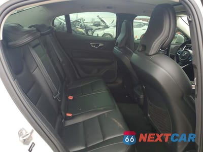 Zdjęcie 10 z 12 samochodu: 2021 VOLVO S60 T5 MOMENTUM VIN:7JR102FK4MG102697 - miniatura