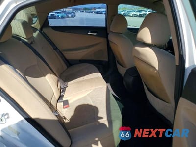 Zdjęcie 10 z 12 samochodu: 2011 HYUNDAI SONATA GLS VIN:5NPEB4AC8BH022852 - miniatura