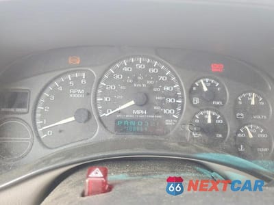 Zdjęcie 9 z 12 samochodu: 2002 GMC NEW SIERRA K1500 VIN:2GTEK19T521249873 - miniatura