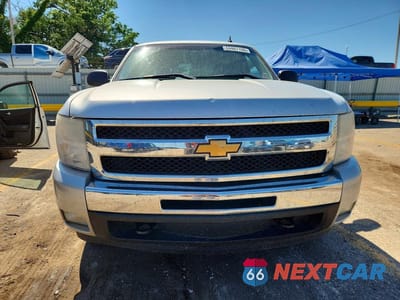 Piąte zdjęcie samochodu w środku: 2011 CHEVROLET SILVERADO K1500 LT VIN:3GCPKSE30BG287118 - miniatura