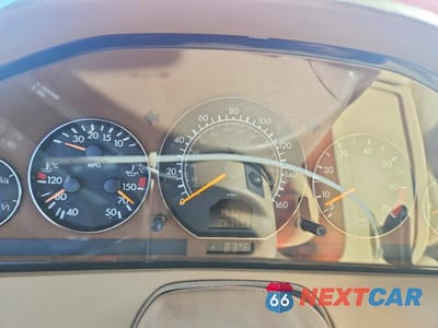 Zdjęcie 9 z 13 samochodu: 1999 MERCEDES-BENZ SL 500 VIN:WDBFA68F1XF173809 - miniatura