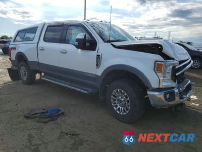 Czwarte zdjęcie samochodu z boku: 2022 FORD F350 SUPER DUTY VIN:1FT8W3BTXNEC59597 - miniatura