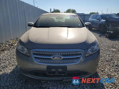 Piąte zdjęcie samochodu w środku: 2011 FORD TAURUS LIMITED VIN:1FAHP2FW0BG177136 - miniatura