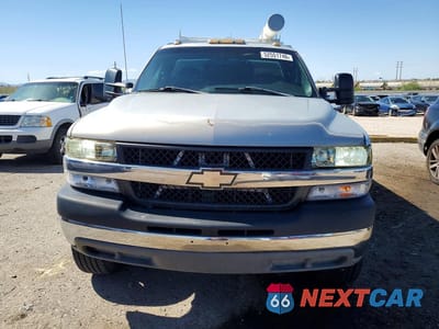 Piąte zdjęcie samochodu w środku: 2001 CHEVROLET SILVERADO C2500 HEAVY DUTY VIN:1GCHC24U01Z330981 - miniatura