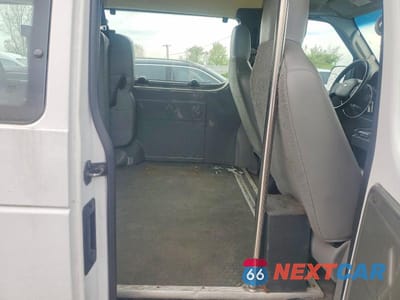 Zdjęcie 11 z 13 samochodu: 2009 FORD ECONOLINE E250 VAN VIN:1FTNE24W09DA17503 - miniatura