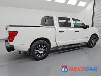 Trzecie zdjęcie samochodu z tyłu: 2017 NISSAN TITAN S VIN:1N6AA1EKXHN532238 - miniatura
