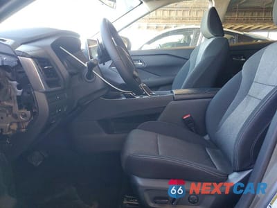 Zdjęcie 7 z 13 samochodu: 2025 NISSAN ROGUE SV VIN:5N1BT3BA0SC835004 - miniatura