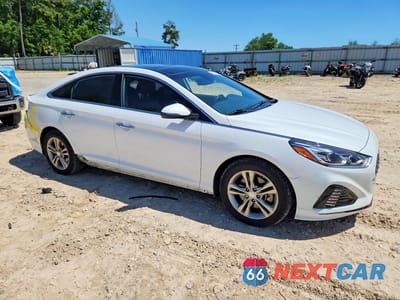 Czwarte zdjęcie samochodu z boku: 2019 HYUNDAI SONATA LIMITED VIN:5NPE34AF2KH746348 - miniatura