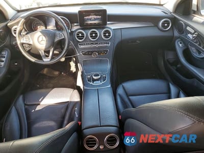 Zdjęcie 8 z 12 samochodu: 2017 MERCEDES-BENZ C 300 VIN:55SWF4JB7HU232252 - miniatura
