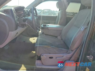 Zdjęcie 7 z 12 samochodu: 2013 GMC SIERRA K1500 SLE VIN:1GTR2VE78DZ340812 - miniatura