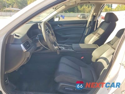 Zdjęcie 7 z 12 samochodu: 2019 HONDA ACCORD EX VIN:1HGCV1F41KA001459 - miniatura